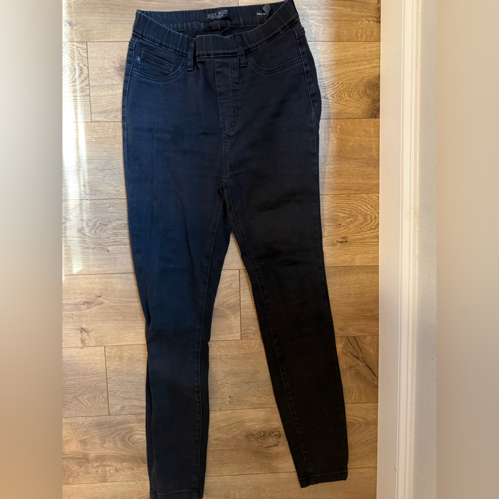 Judy Blue back in black booty lifting high rise black pull on skinny jeans